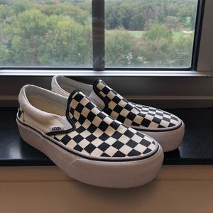 BRAND NEW NEVER WORN Platform Vans